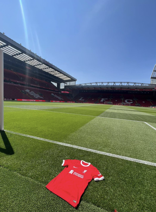 ลิเวอร์พูล เดินหน้าล่ากลางเพิ่ม