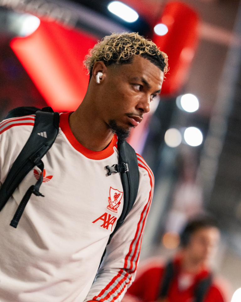 เอกีตีเก เจ็บหนักจากเกมหงส์พ่ายเปแอสเช - ชวดลุยบอลโลกแน่นอนแล้ว